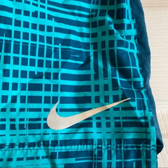 Nike Dri-Fit Running Shorts - Lined - Picture 2 of 5